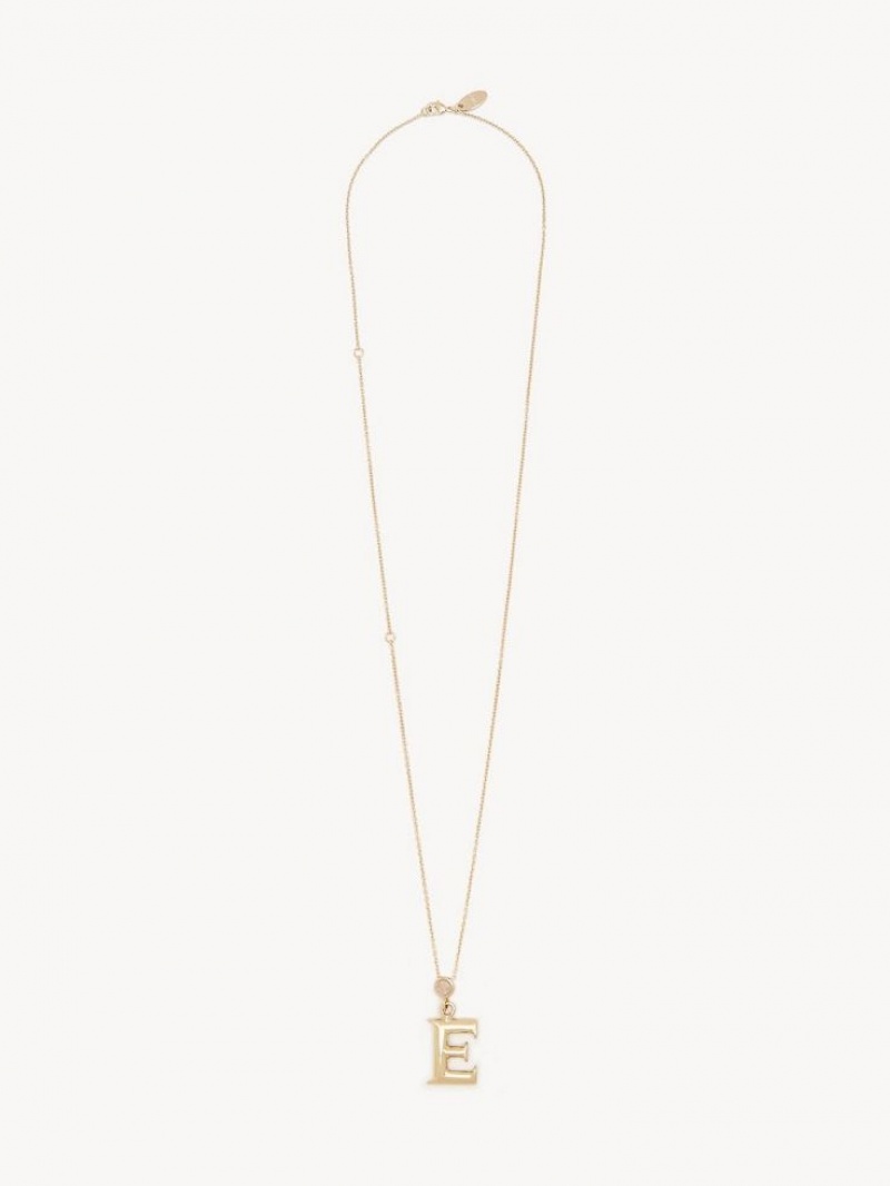 Collares Chloe Alphabet With Pendant Doradas | CHE-SR14351