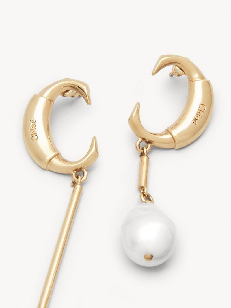 Pendientes Chloe Darcey Baroque Doradas Blancas | CHE-SR14402